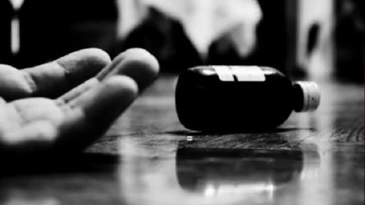 বোয়ালখালীতে বিষপানে গৃহবধূর মৃত্যু