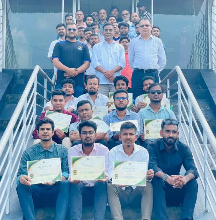 খুলনা বিভাগীয় স্টেডিয়ামে বিসিবির ‘বেসিক সেফটি অ্যান্ড সিকিউরিটি’ কোর্স সম্পন্ন