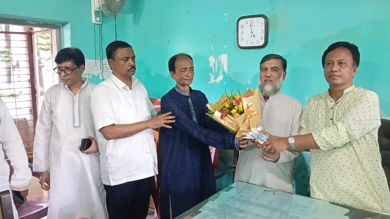 বোয়ালখালীতে গোমদণ্ডী পাইলট মডেল উচ্চ বিদ্যালয়ের ভারপ্রাপ্ত প্রধান শিক্ষক হলেন বিপ্লব সরকার