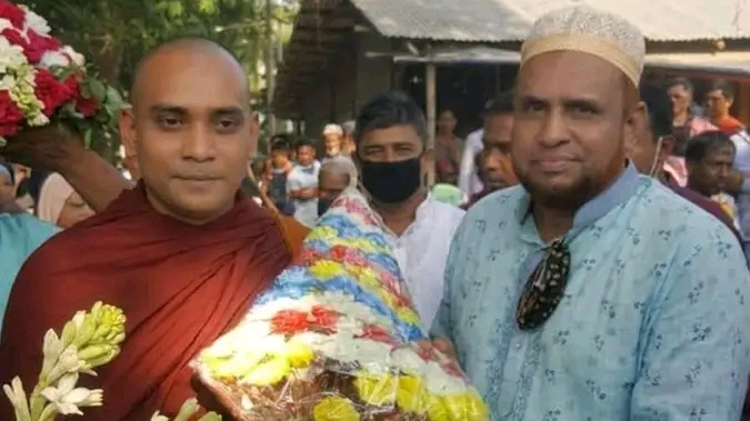 বোয়ালখালীতে হাজী আবুল কালাম আবুর মৃত্যুতে ভদন্ত দীপানন্দ মহাস্থবিরের গভীর শোক